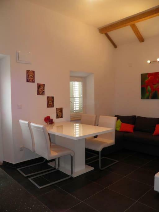 Romantic Apartment Donje Celo Exterior foto